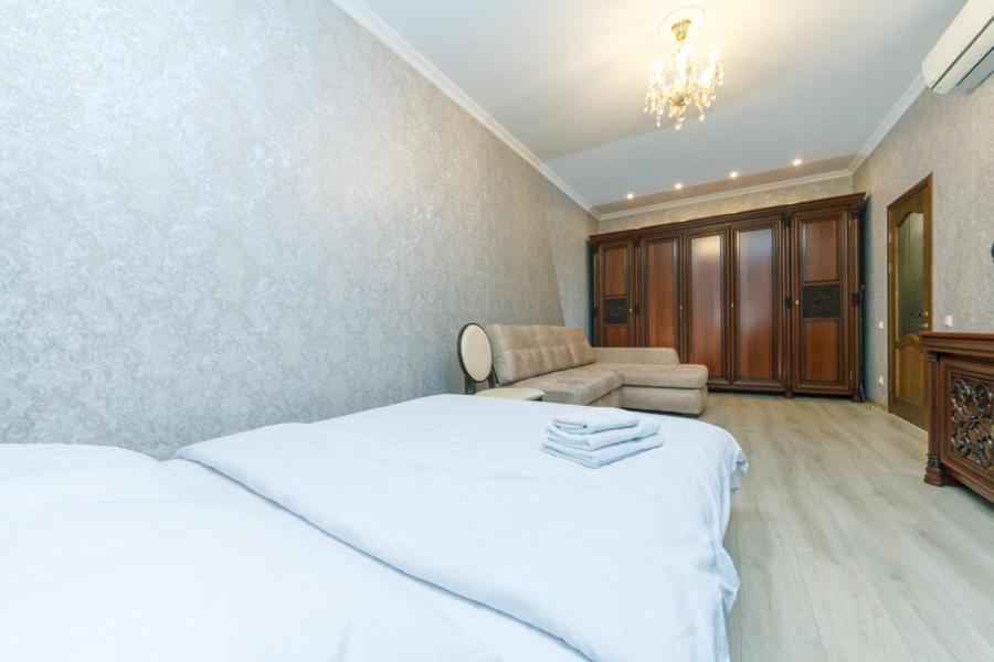 Apart Assistant On Smart Plaza Kyiv Exterior photo