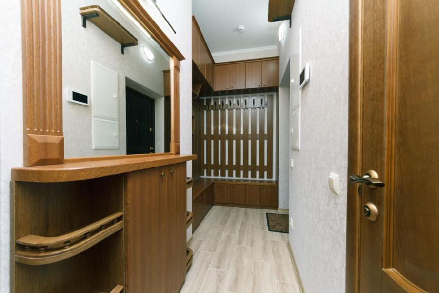 Apart Assistant On Smart Plaza Kyiv Exterior photo