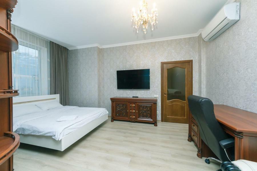 Apart Assistant On Smart Plaza Kyiv Exterior photo