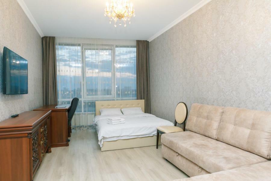 Apart Assistant On Smart Plaza Kyiv Exterior photo